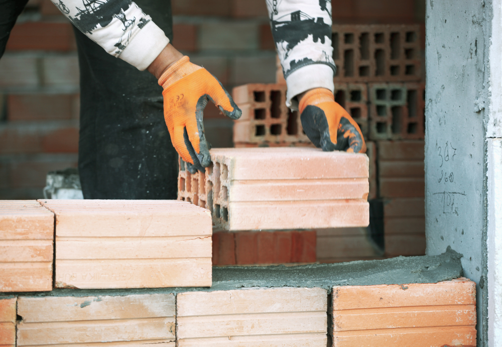 Murs traditionnels en briques ou parpaing